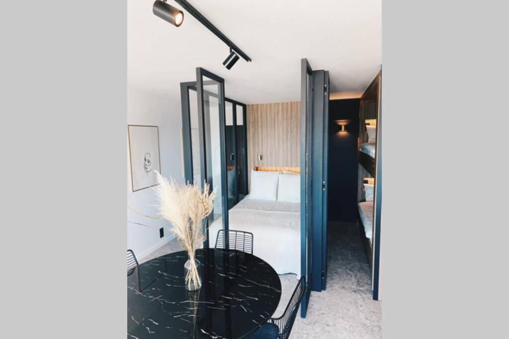Wonderful Architect Designed Flat With Sea View Apartman Ostende Kültér fotó